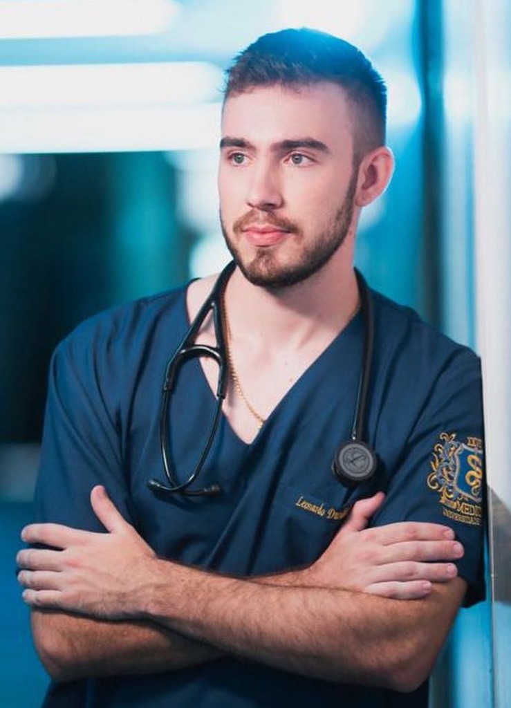 Retrato profissional do Doutor Leonardo